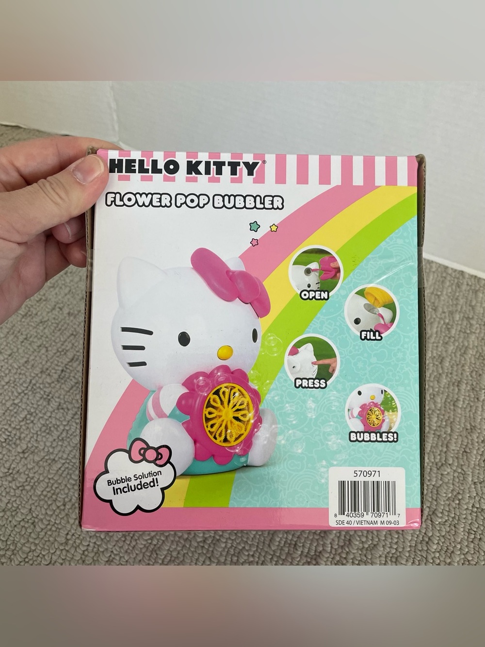 New hello kitty bubble blower - Picture 2 of 4